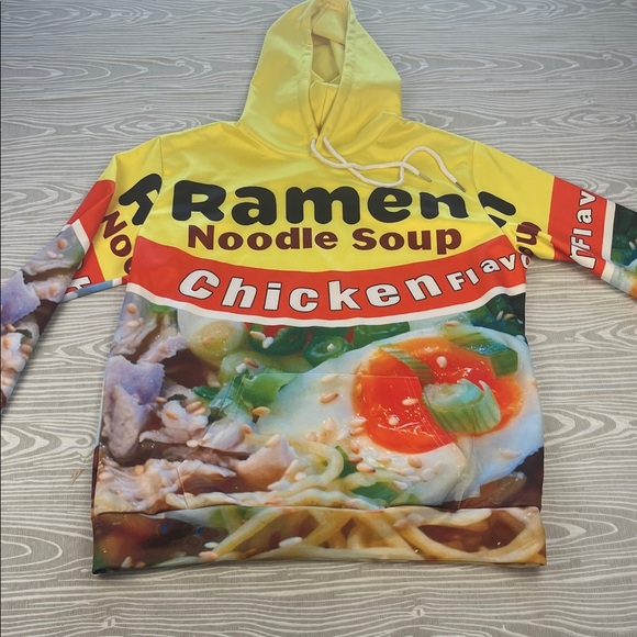 Ramen Noodles Chicken Flavoured Men’s Size Large Hoodie Pre Owned - Picture 2 of 9
